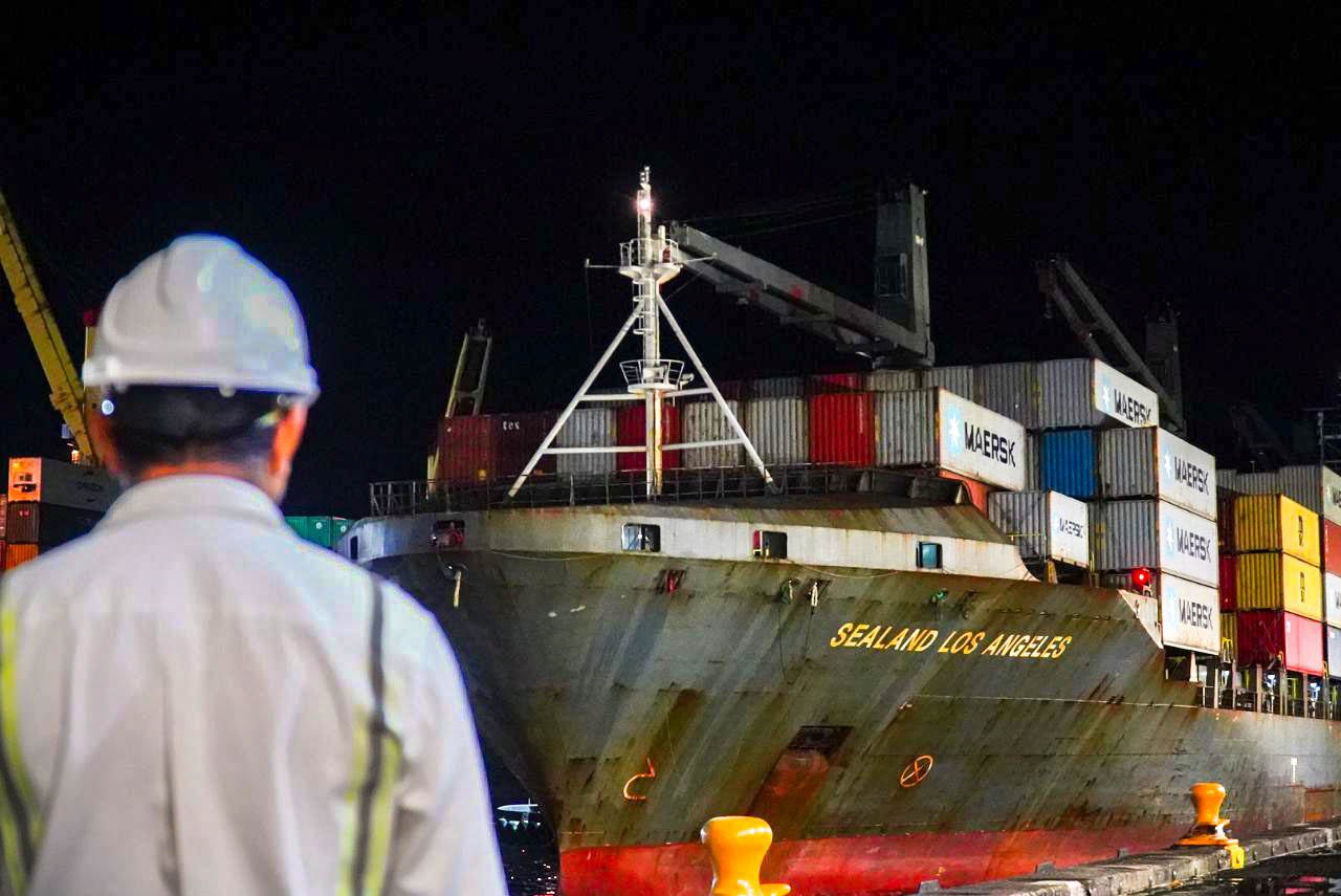 atraco-otro-buque-con-toneladas-de-insumos-para-los-paquetes-alimentarios-de-familias-salvadorenas